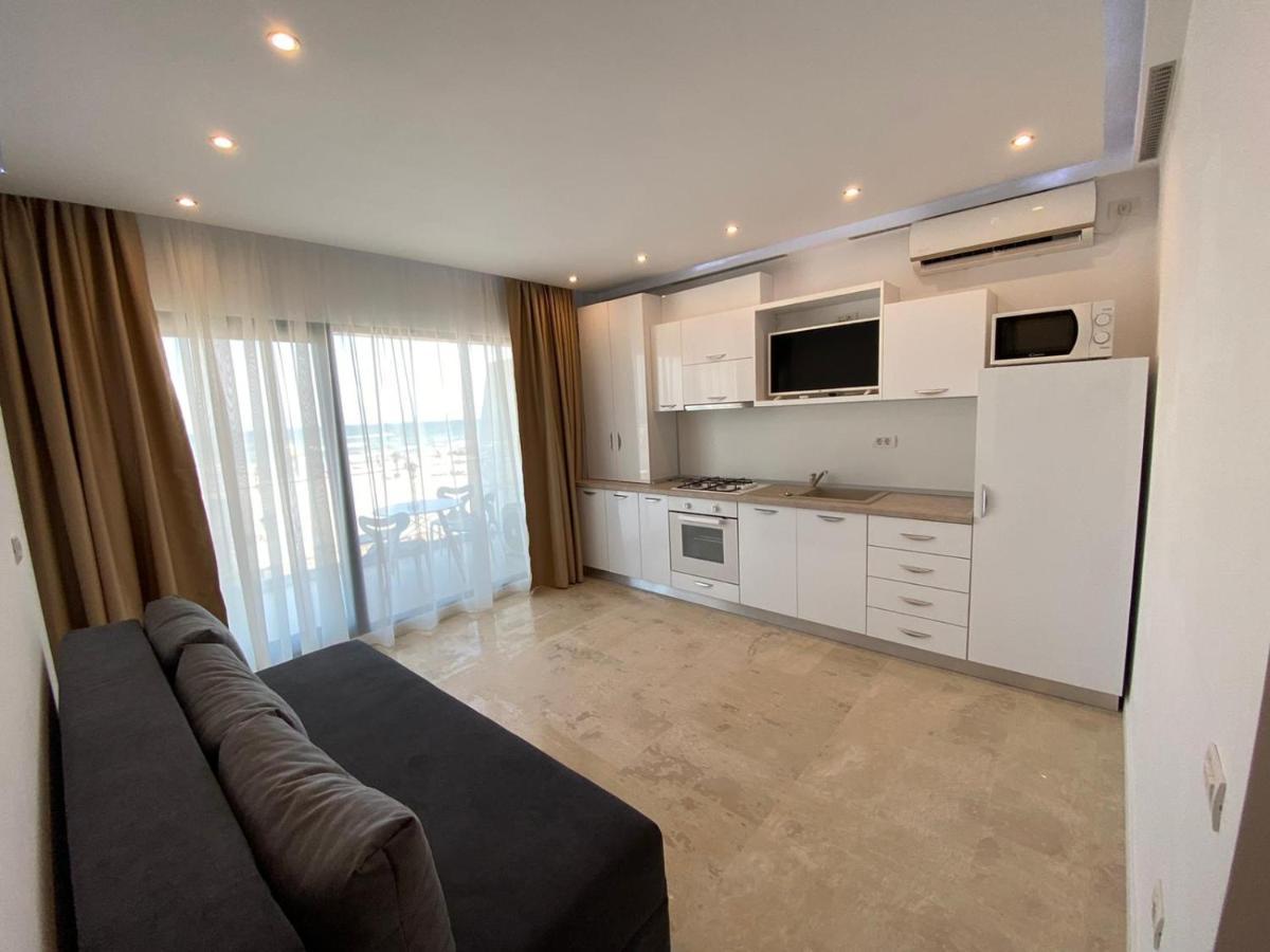 Apartament Ella Front View ナボダリ エクステリア 写真