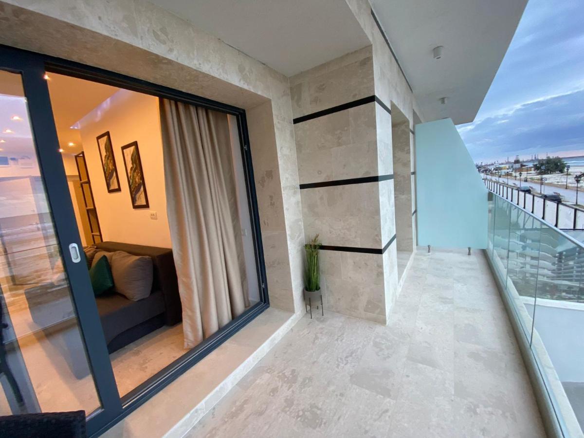Apartament Ella Front View ナボダリ エクステリア 写真