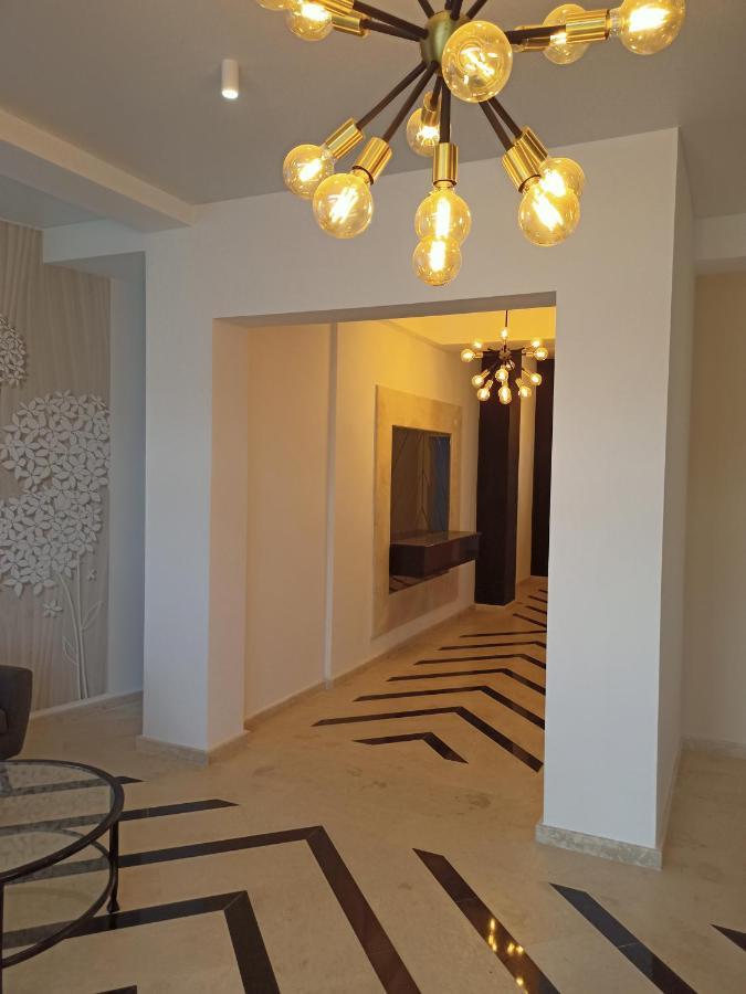 Apartament Ella Front View ナボダリ エクステリア 写真